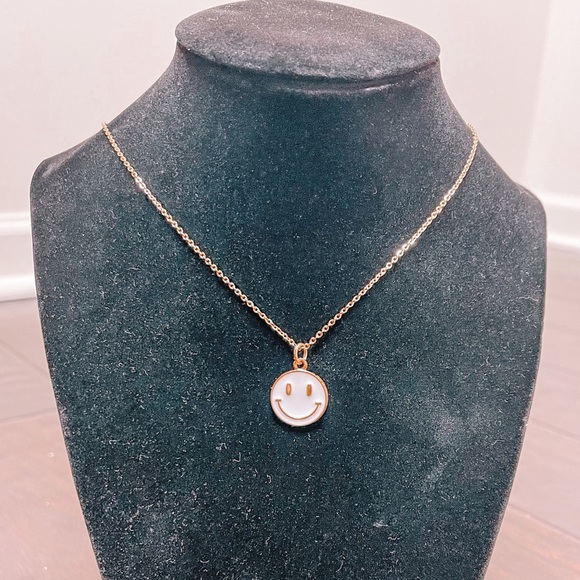 White smiley necklace. Handmade - Picture 2 of 2
